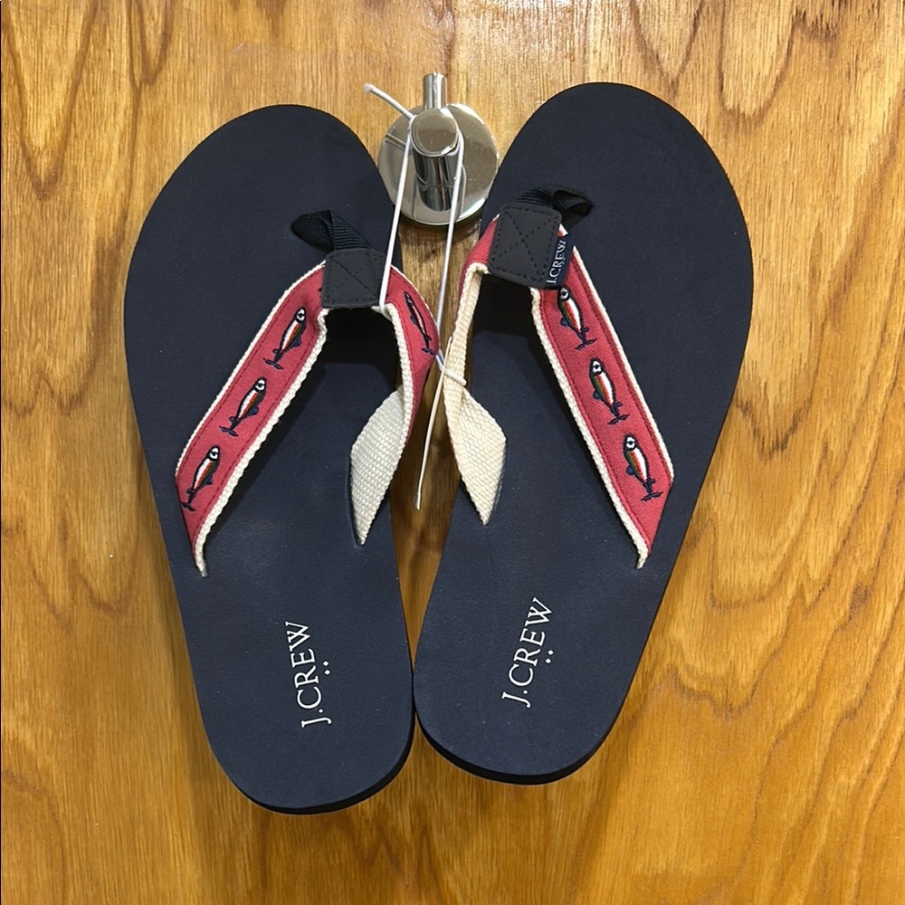 NWT J.Crew Men’s Flip Flops Sandals Fish Print – Navy/Red – Size 9
